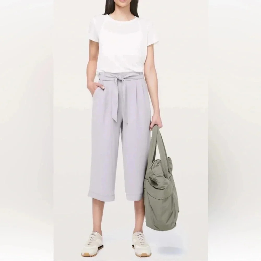Lululemon Noir Crop Pants Wide Leg Tie Waist Gray Silverscreen Athleisure Size 6